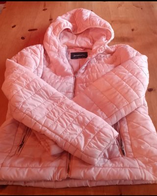 Cazadora plumífero rosa