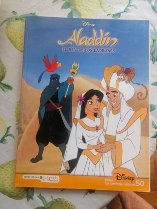Cuentos clásicos Disney.