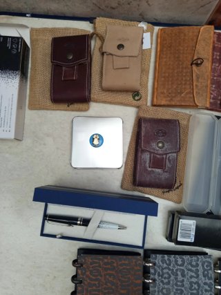 Lote papelería y accesorios