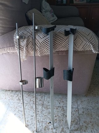 Lote de 4 cañas y más utensilios