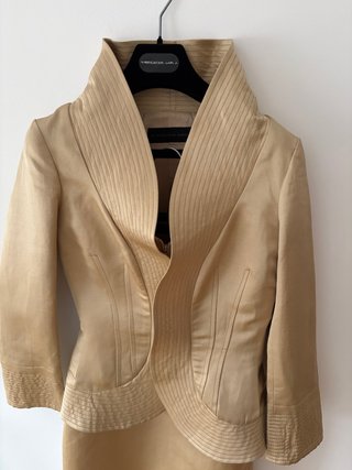 Traje Chaqueta y Falda Purificación García Beige.