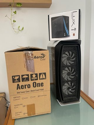 Combo Caja PC + Fuente de Alimentación