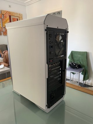 Combo Caja PC + Fuente de Alimentación