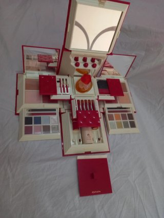 Bellissima trousse "Pupa"da collezione