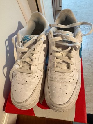 Nike Air Force 1 Blancas  logo Azul T 39