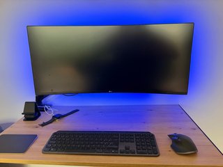 Monitor curvo ultra panorámico LG 34” UWQHD 160Hz