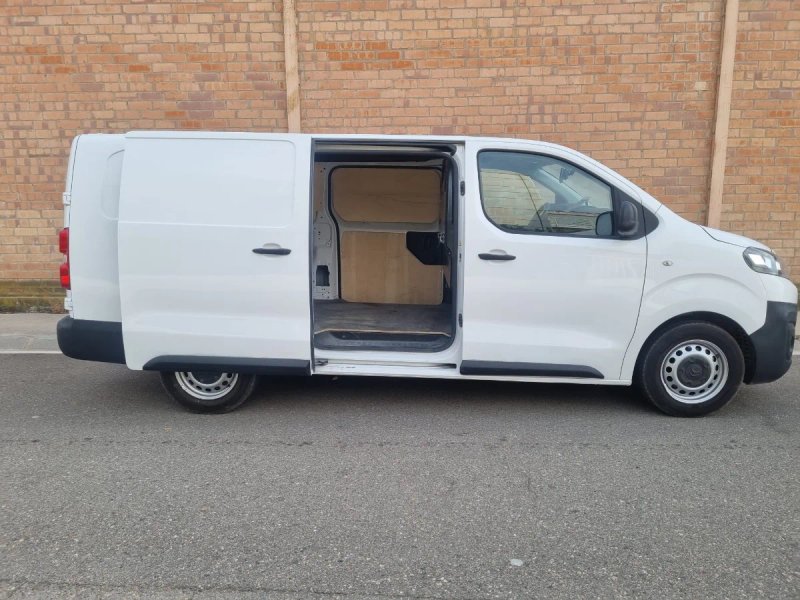 Citroën Jumpy 2020, foto 6