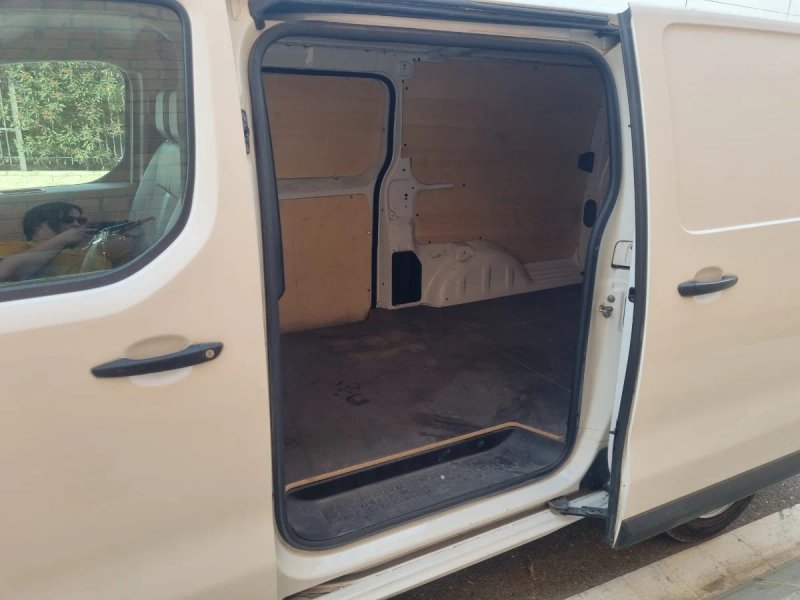Citroën Jumpy 2020, foto 12