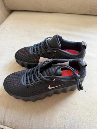 Nike Mind 002 Hyper Crimson Talla 39