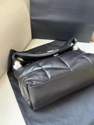 Bolso YSL Loulou Puffer Negro Acolchado