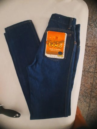 Pantalón Lois Jeans nuevo Talla 27/34"
