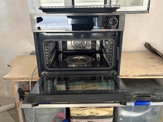 Horno Vapor Electrolux