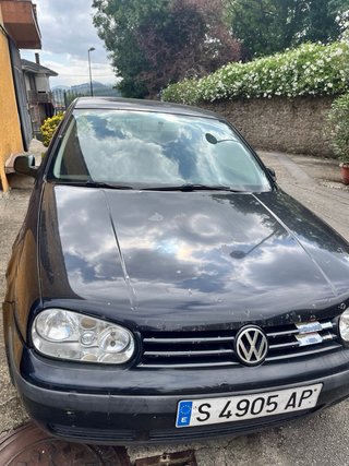 Volkswagen Golf 2000