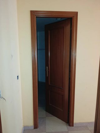 Puerta de madera interior