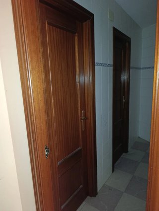 Puerta de madera interior
