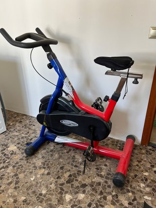 Bicicleta Estática HI POWER BH