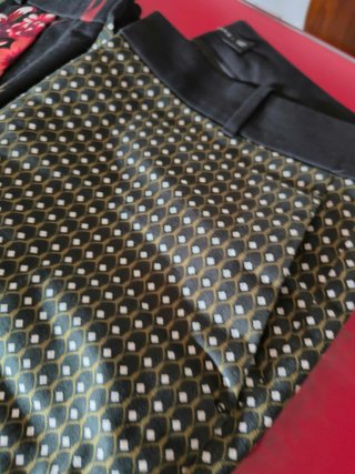 Lote 2 pantalones Zara y Stradivarius