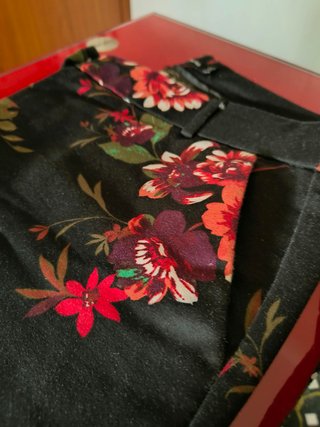 Lote 2 pantalones Zara y Stradivarius