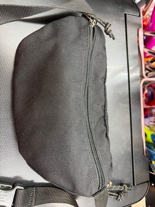 Riñonera Eastpak Negra