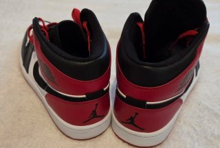 Air Jordan 1 Mid Gym Red Black Toe Talla 42