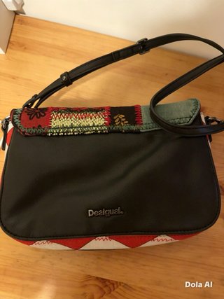 Bolso bandolera patchwork bordado — usado, con señ