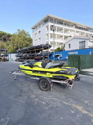 Sea-Doo RXT 300