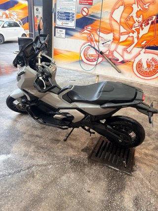 Honda X-ADV gris