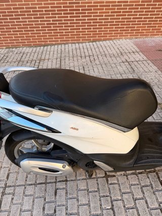 Piaggio Liberty 125 ABS Scooter
