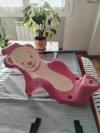 Silla de baño para bebé rosa
