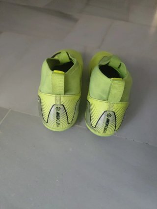Botas de fútbol Nike Mercurial niño