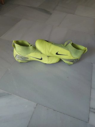 Botas de fútbol Nike Mercurial niño