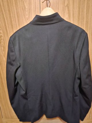 Blazer negro solapa invertida