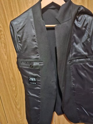 Blazer negro solapa invertida