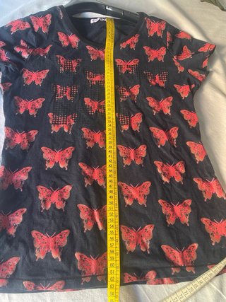 Camiseta Custo Mariposas Rojas