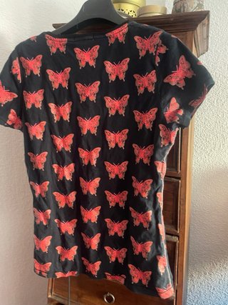 Camiseta Custo Mariposas Rojas