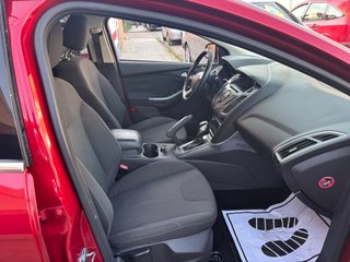 Ford Focus 2012 176000km pegatina B