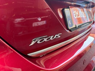 Ford Focus 2012 176000km pegatina B