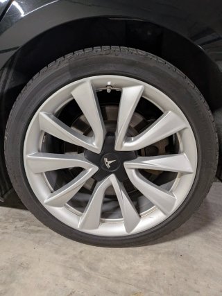 Llantas con neumaticos Hankook Tesla Model 3 Sport