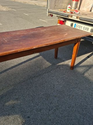 Mesa de pinotea maciza