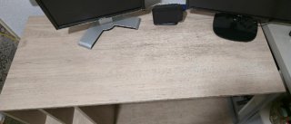 Escritorio madera y blanco con cajones