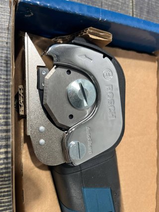 Tijeras universales inalámbricas Bosch PRO GUS 12V