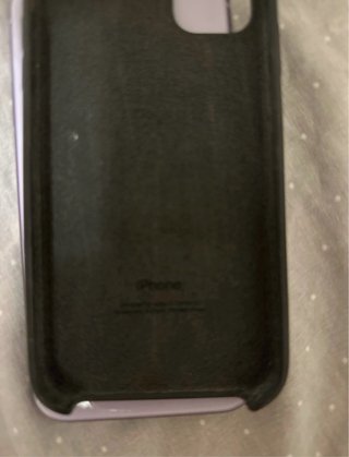 iPhone 11 Lila 64GB + Funda Original
