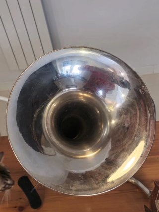 Violín trompeta Tiebelop