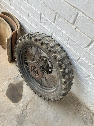 Rueda de moto 49cc