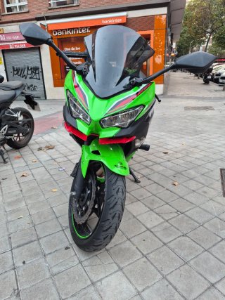 Kawasaki Ninja 400 2023 Verde