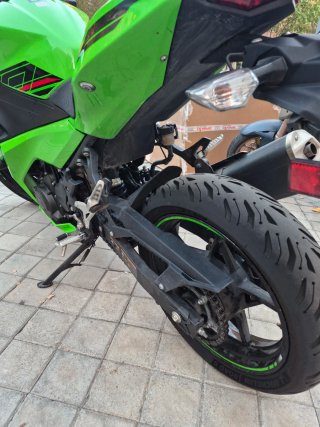 Kawasaki Ninja 400 2023 Verde