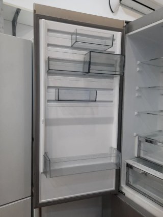 Nevera AEG Plata