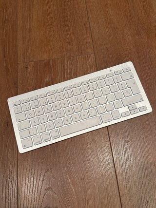 Teclado Inalámbrico Estilo Apple.