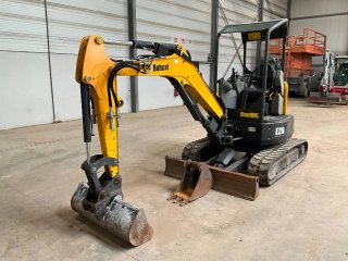 Mini Excavadora Bobcat E26