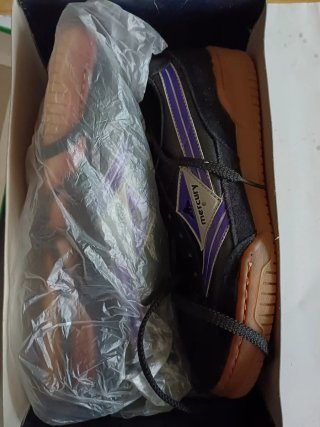 Zapatilla Mercury Negra y Morada
